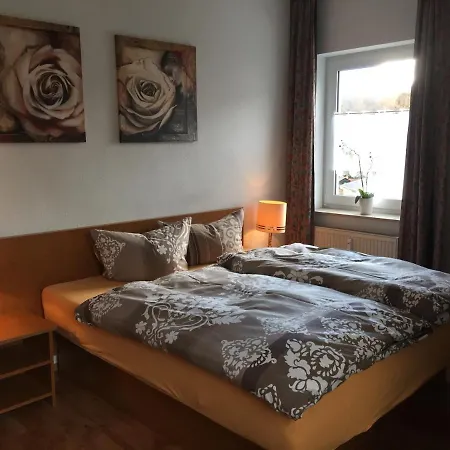 28 Qm Am Rosengarten * Bad Elster